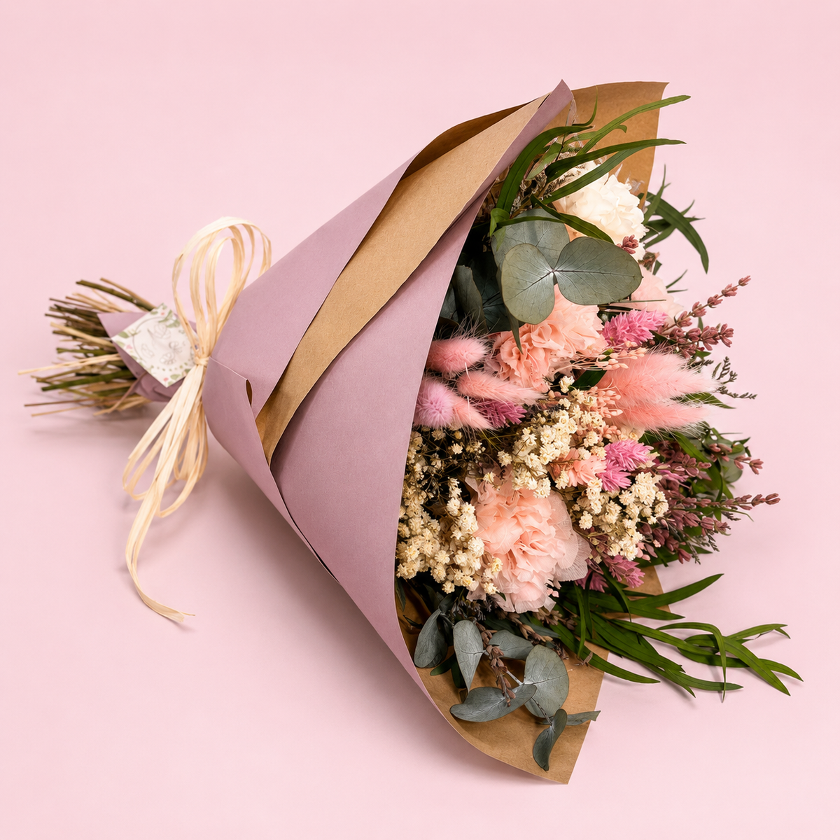 ramo preservado con hortensias