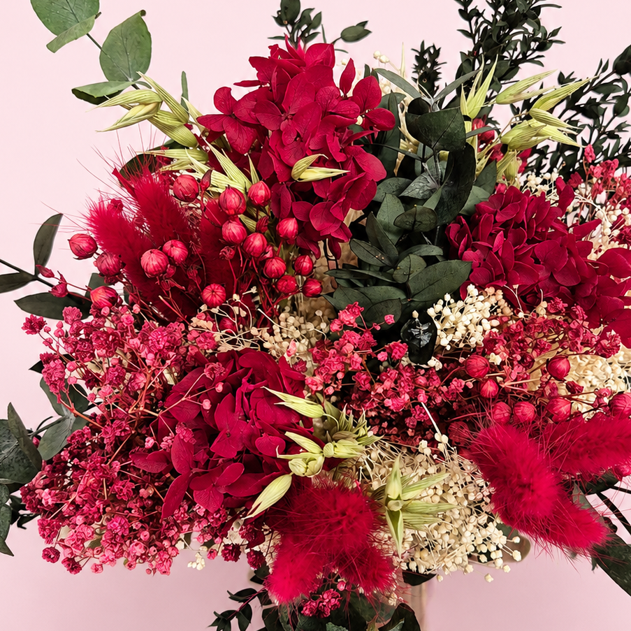 amo preservado con hortensias